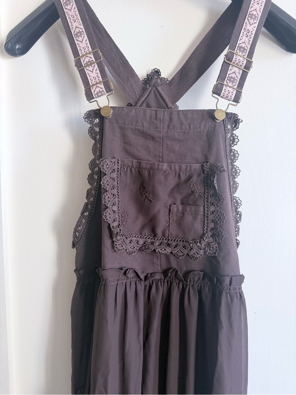 Lace-Trim Brown Casual Pinafore Dress with Adjustable Straps